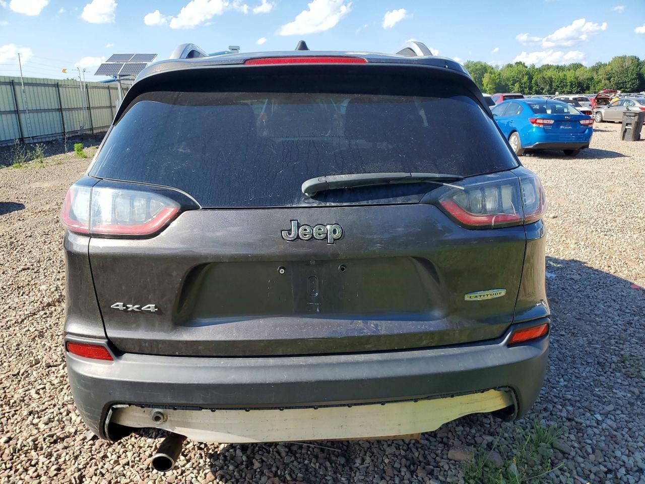2019 Jeep Cherokee Latitude Plus - Фото 6