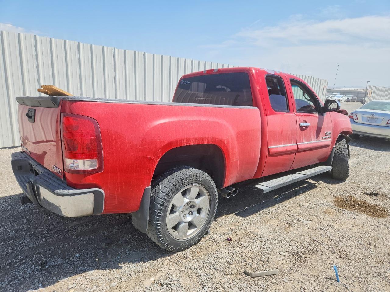 2011 GMC Sierra C1500 Sle - Image 3