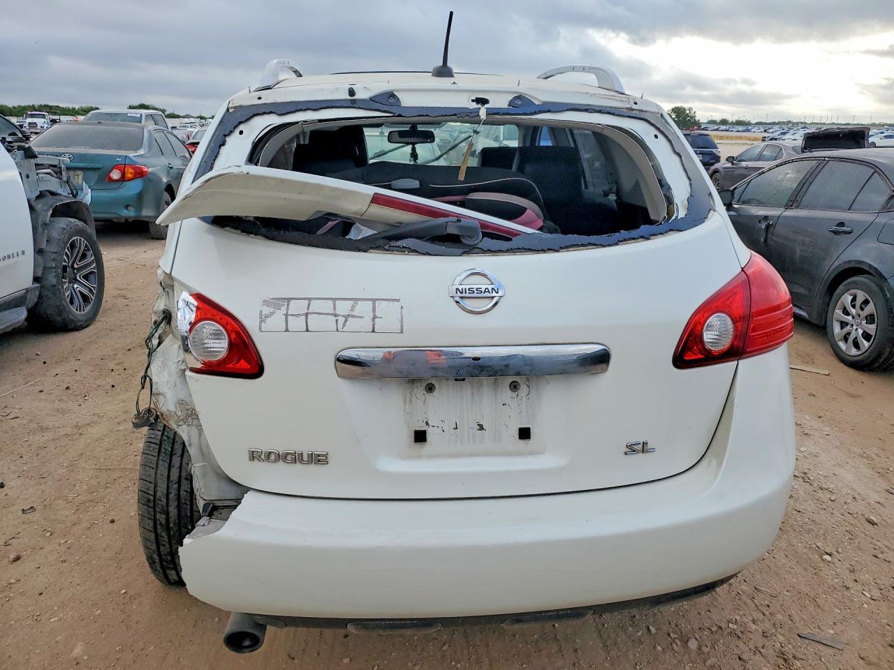2011 Nissan Rogue S - Фото 6