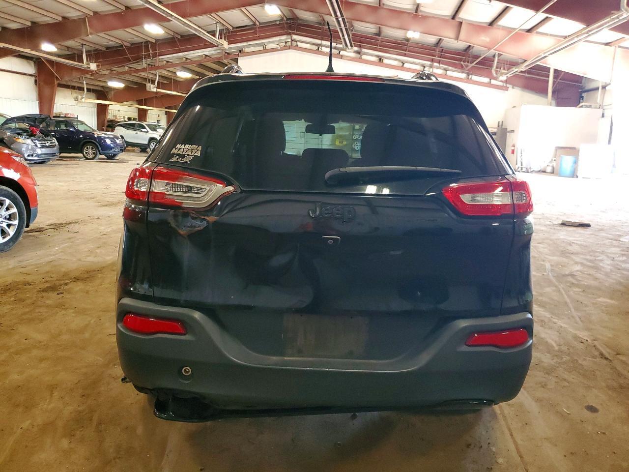 2018 Jeep Cherokee Latitude - Фото 6