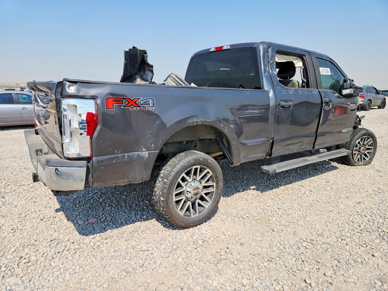 2019 Ford F250 Super Duty - Фото 3