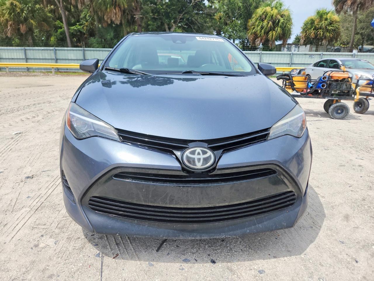 2017 Toyota Corolla Le - Image 5