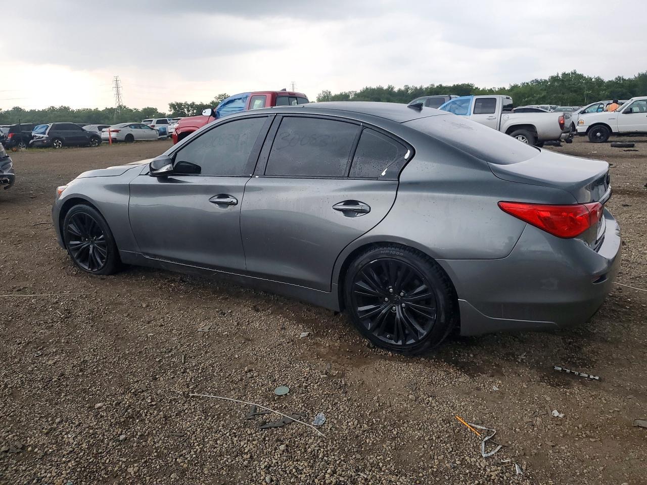 2017 Infiniti Q50 3.0T Premium - Фото 2