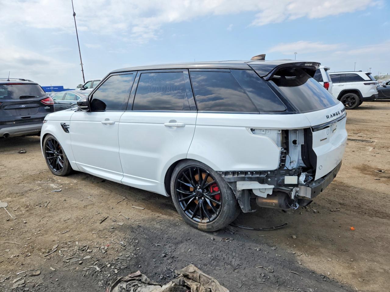 2019 Land Rover Range Rover Sport Supercharged Dynamic - Image 2