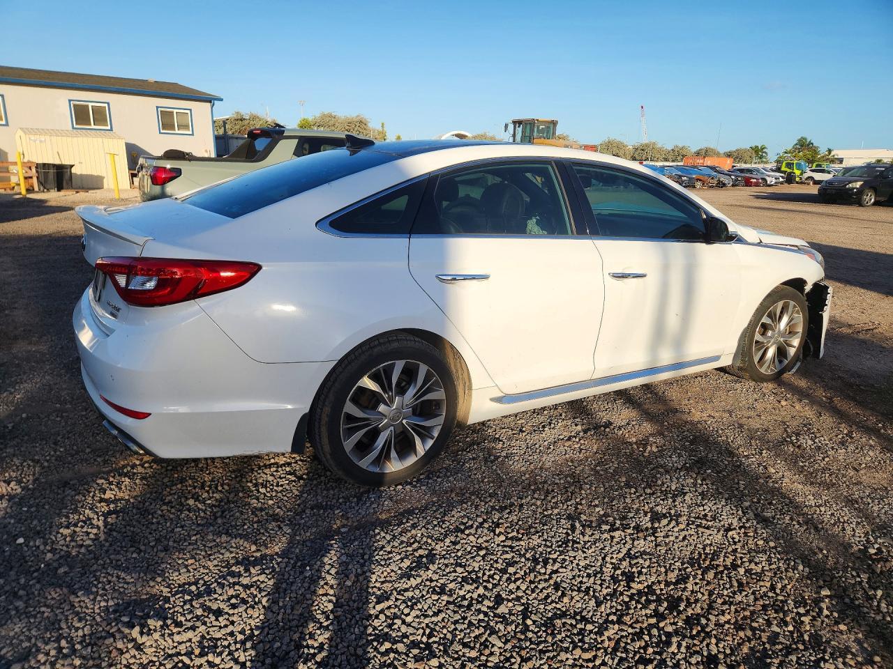 2015 Hyundai Sonata Limited 2.0T - Фото 3