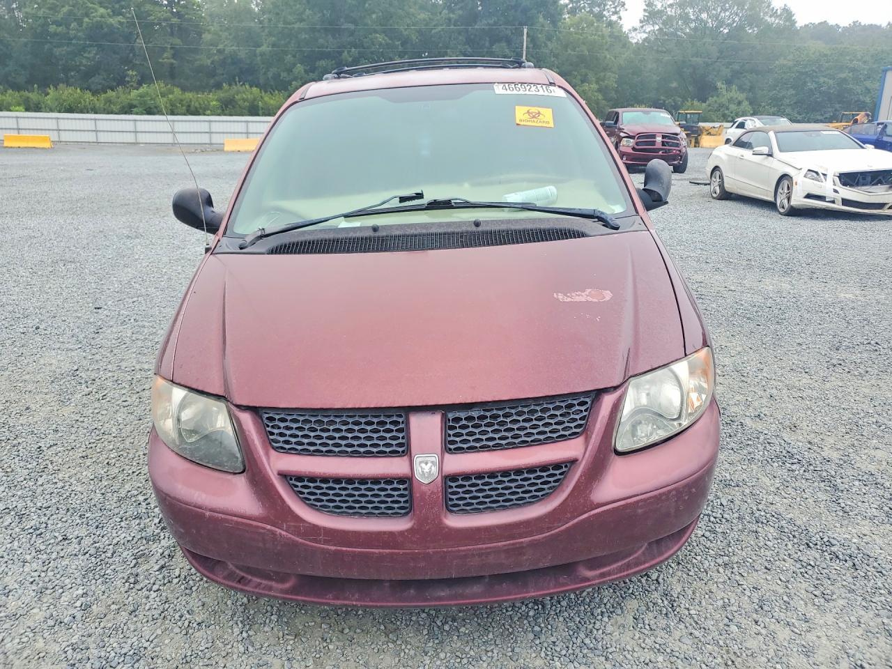 2003 Dodge Caravan Se - Фото 5