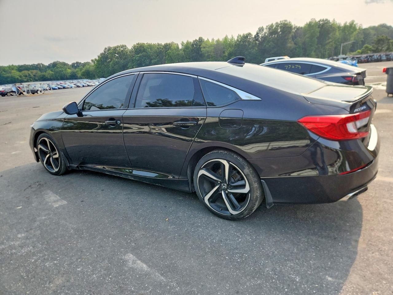 2018 Honda Accord Sport - Image 2