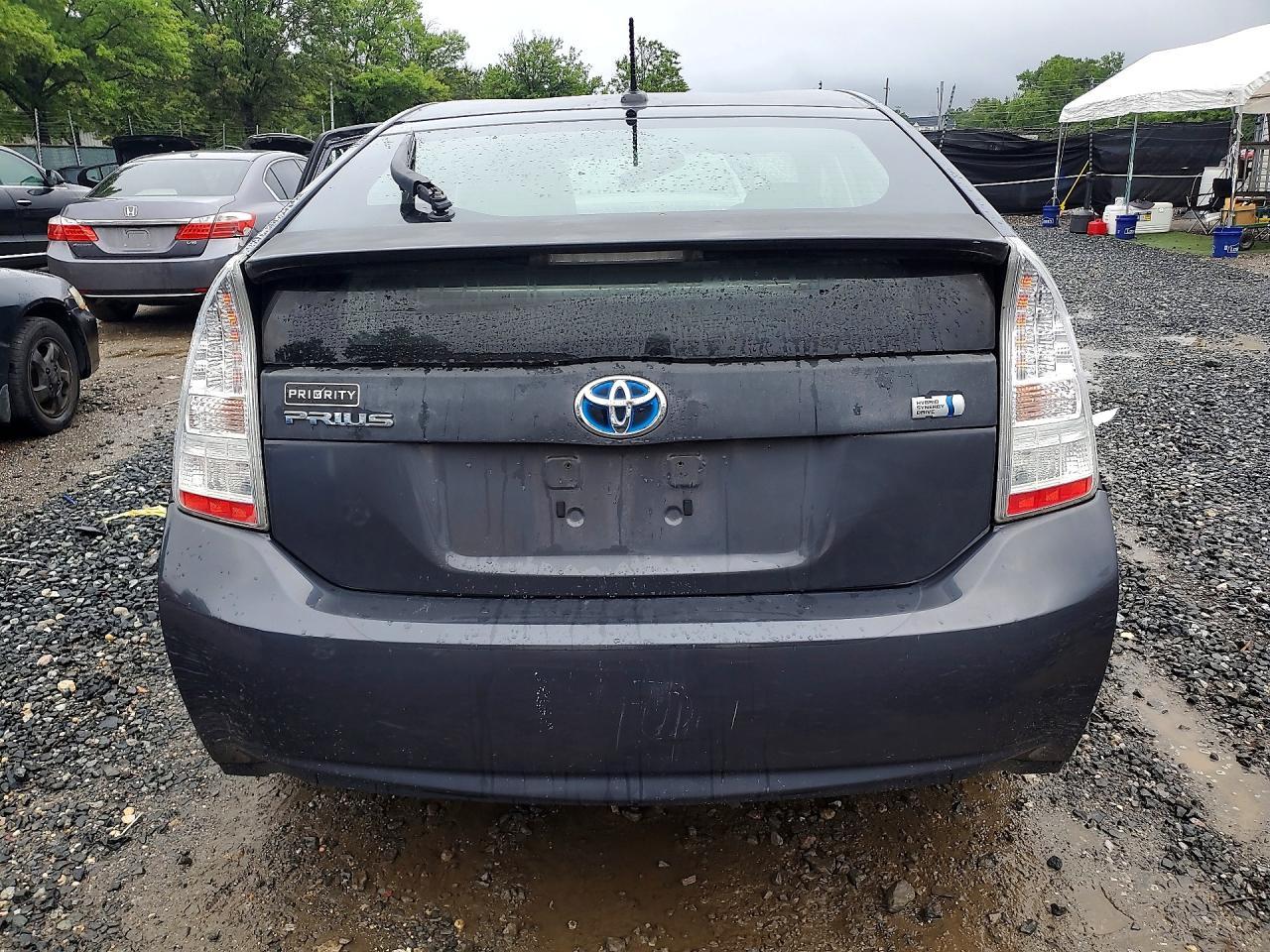 2010 Toyota Prius Iii - Image 6