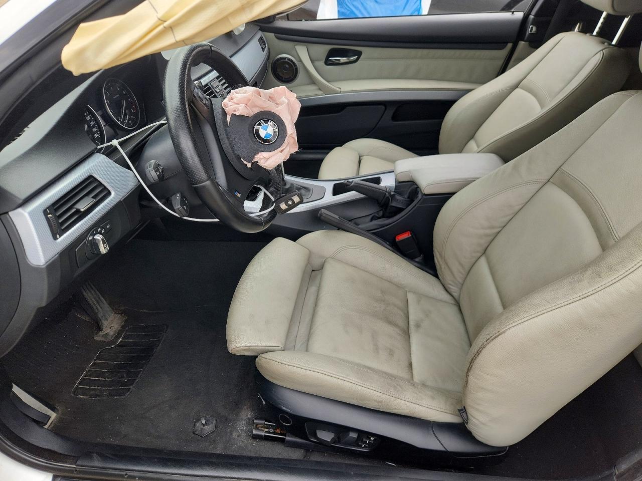 2009 BMW 335 Xi - Image 7