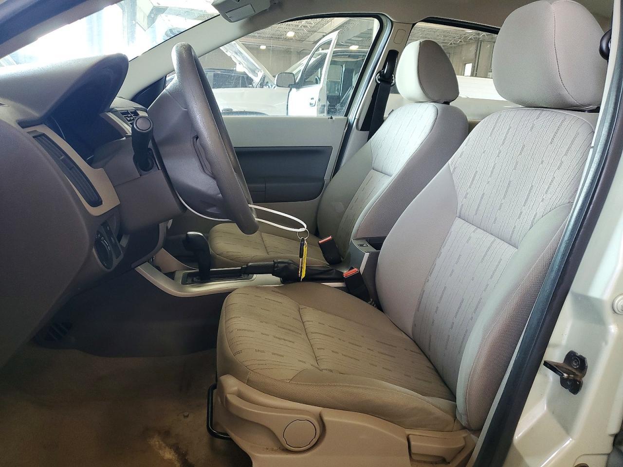 2010 Ford Focus Se - Фото 7