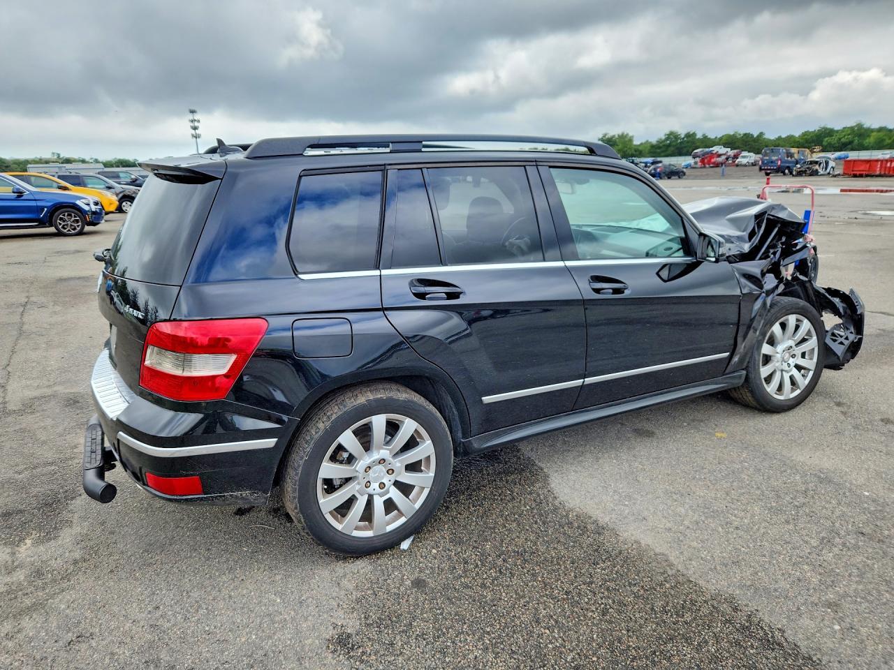 2011 Mercedes-Benz Glk 350 4Matic - Image 3