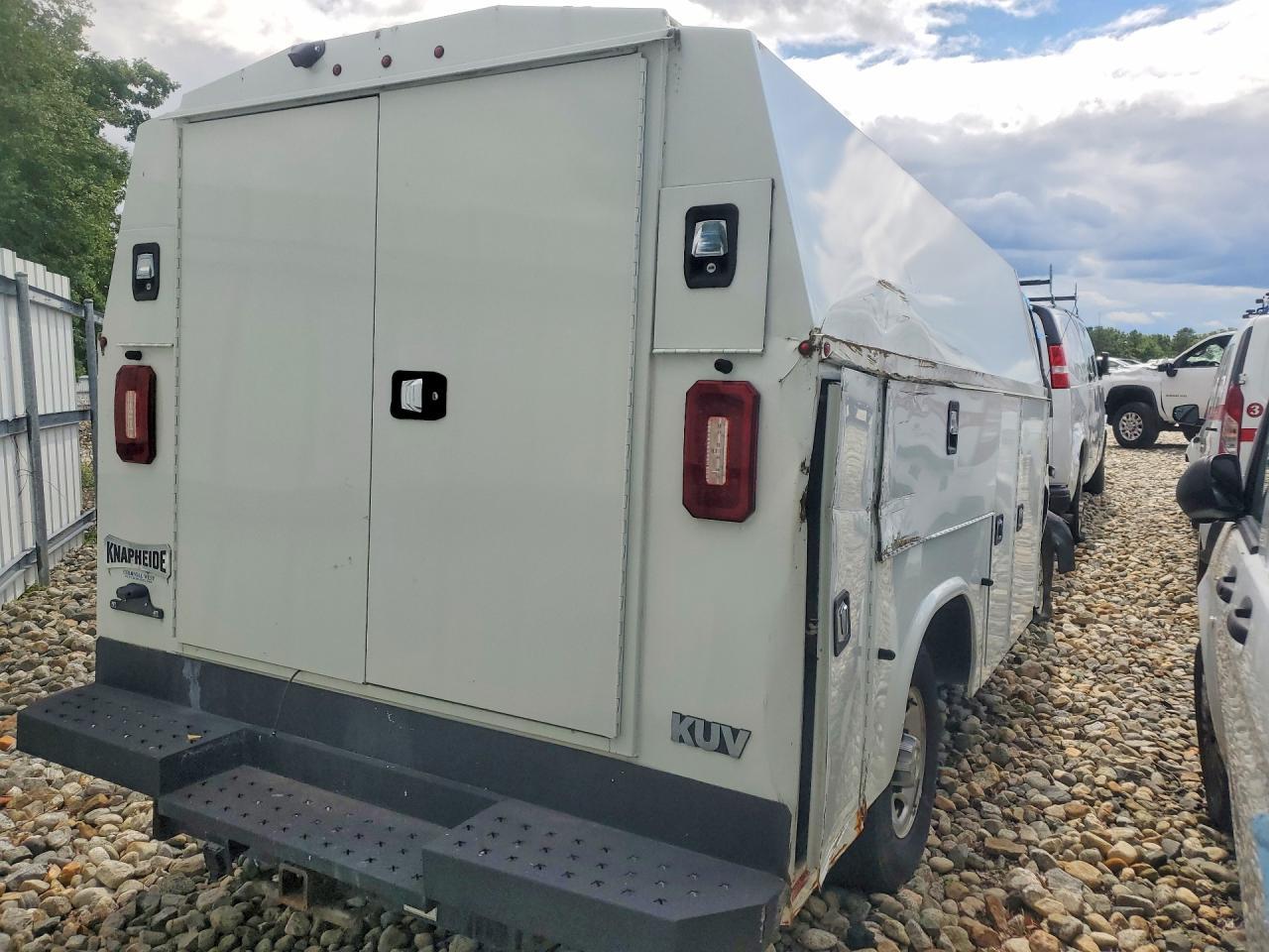 2023 Chevrolet Express G3500 - Image 3