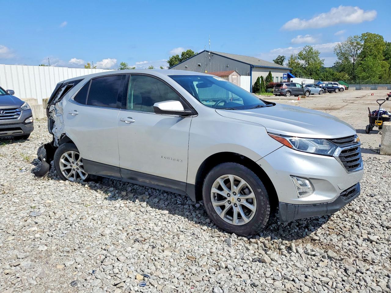 2019 Chevrolet Equinox Lt - Image 4