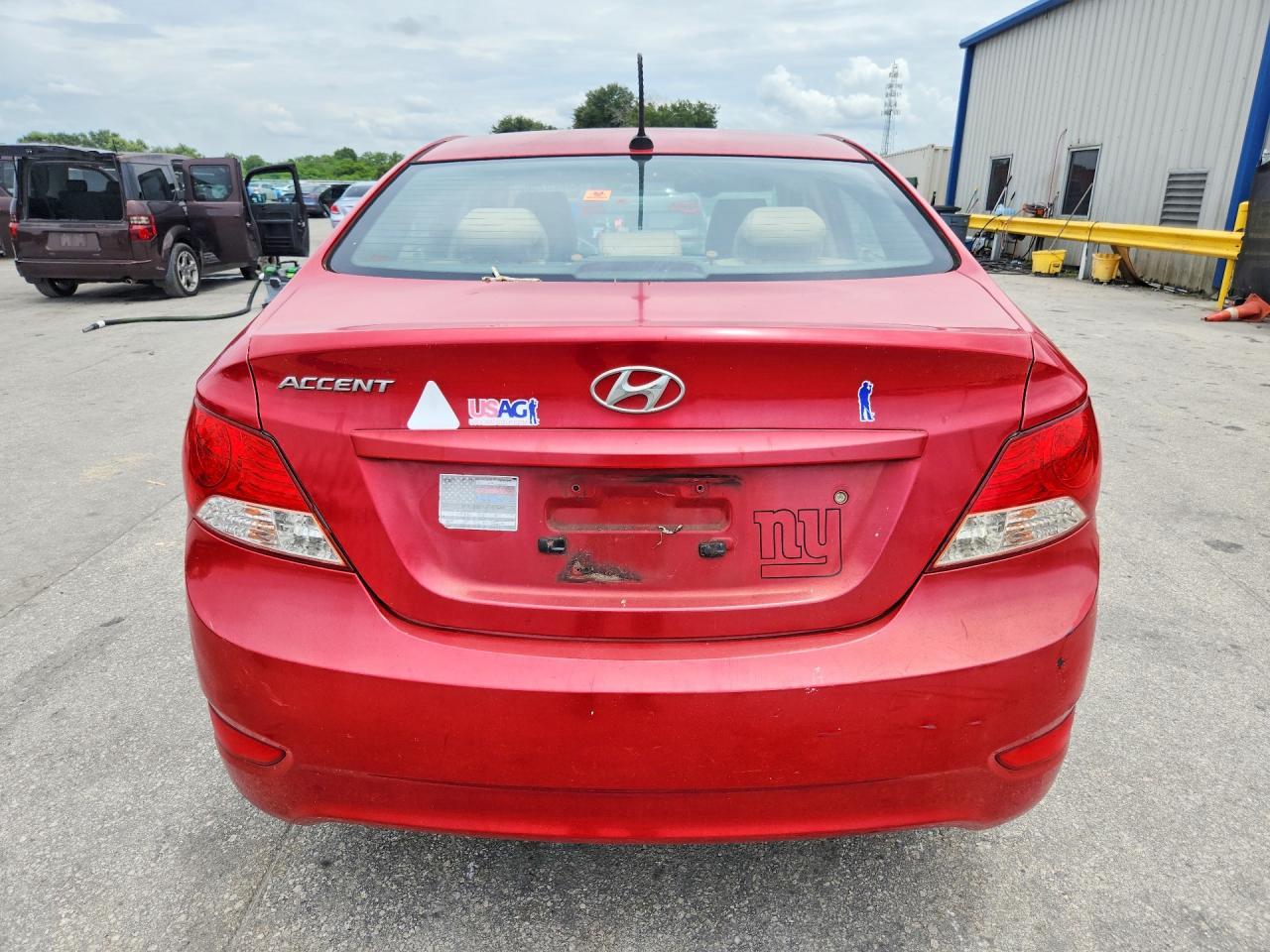 2012 Hyundai Accent Gls - Фото 6