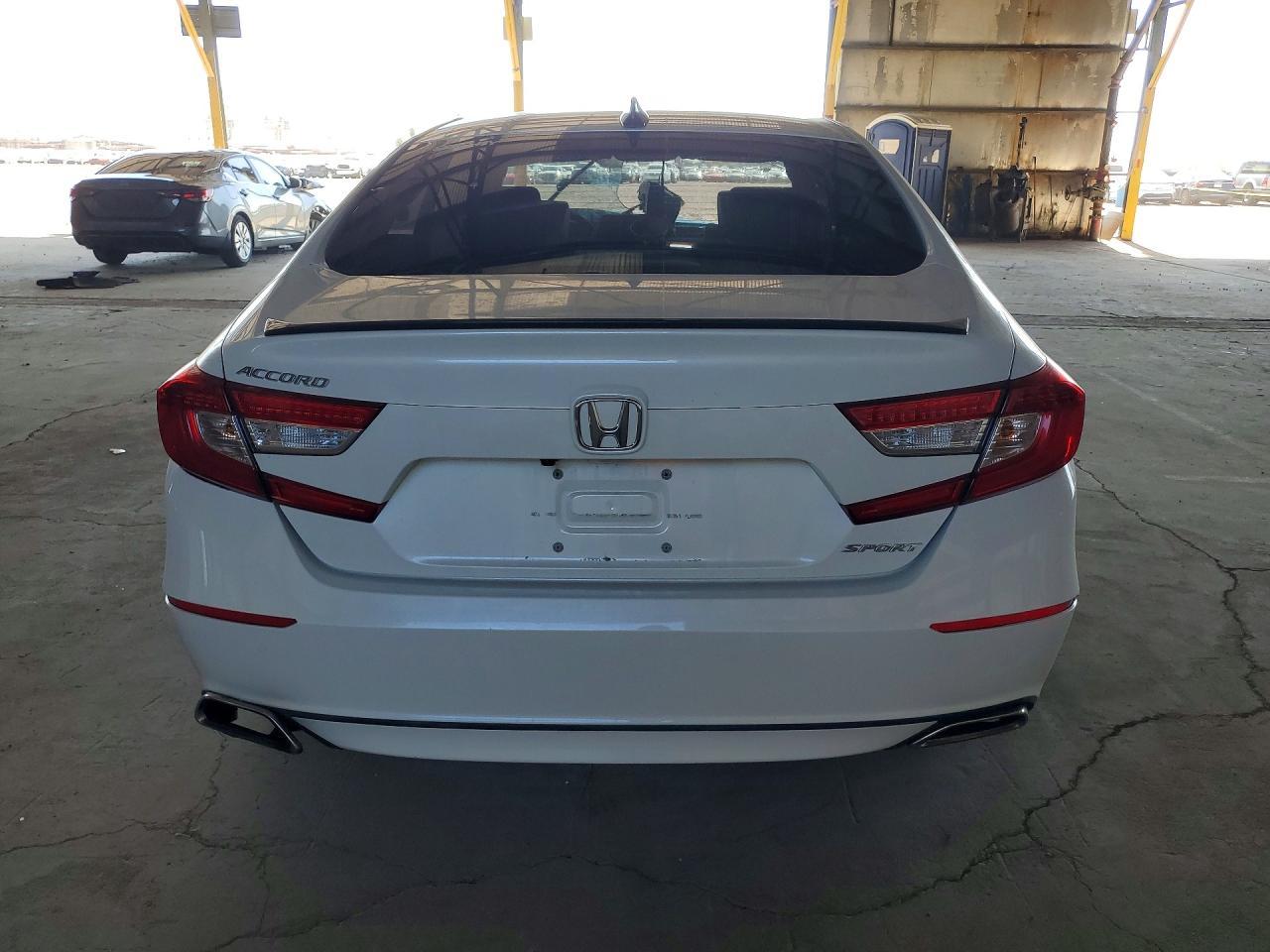 2022 Honda Accord Sport - Image 6