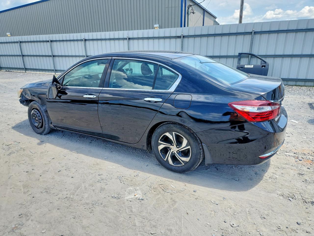 2017 Honda Accord Lx - Фото 2