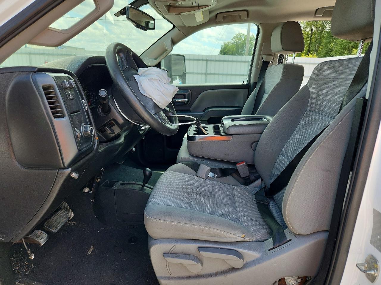 2018 Chevrolet Silverado K3500 - Image 7