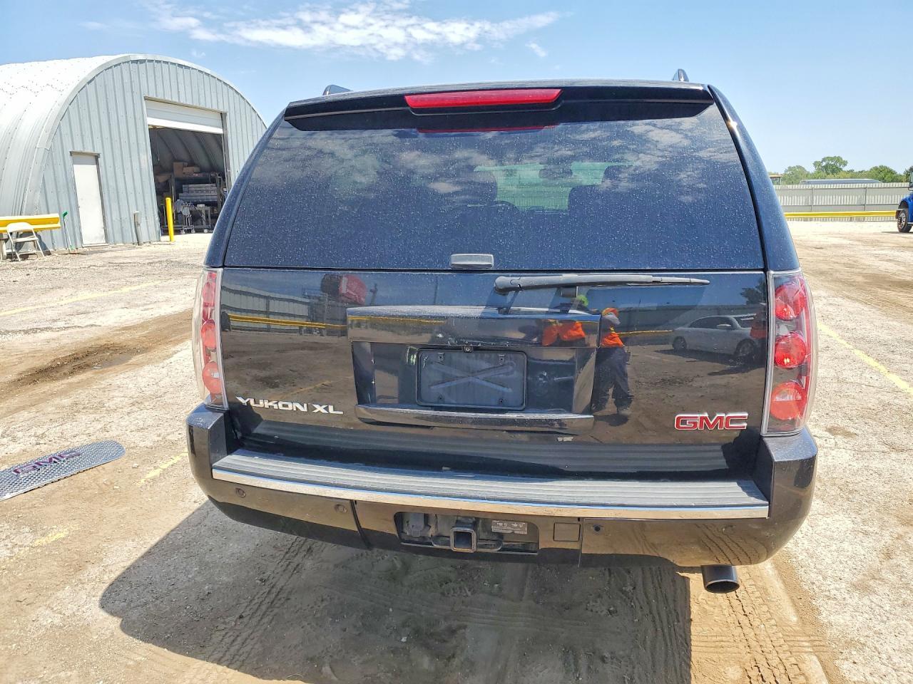 2013 GMC Yukon Xl Denali - Image 6
