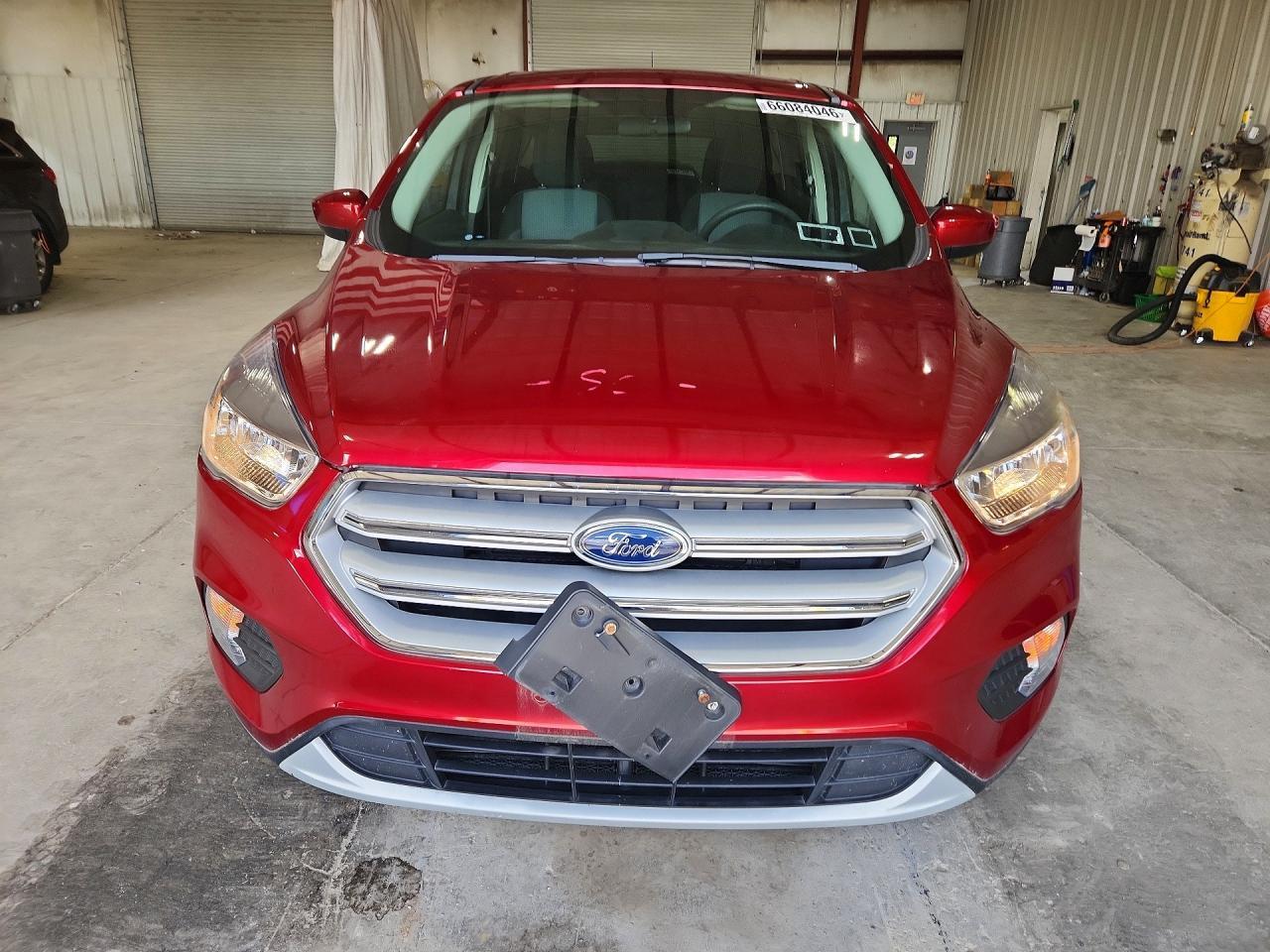 2019 Ford Escape Se - Фото 5
