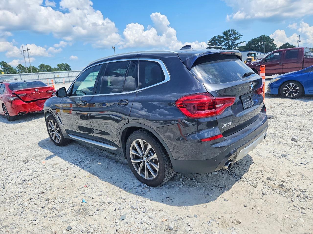 2019 BMW X3 Sdrive30I - Фото 2