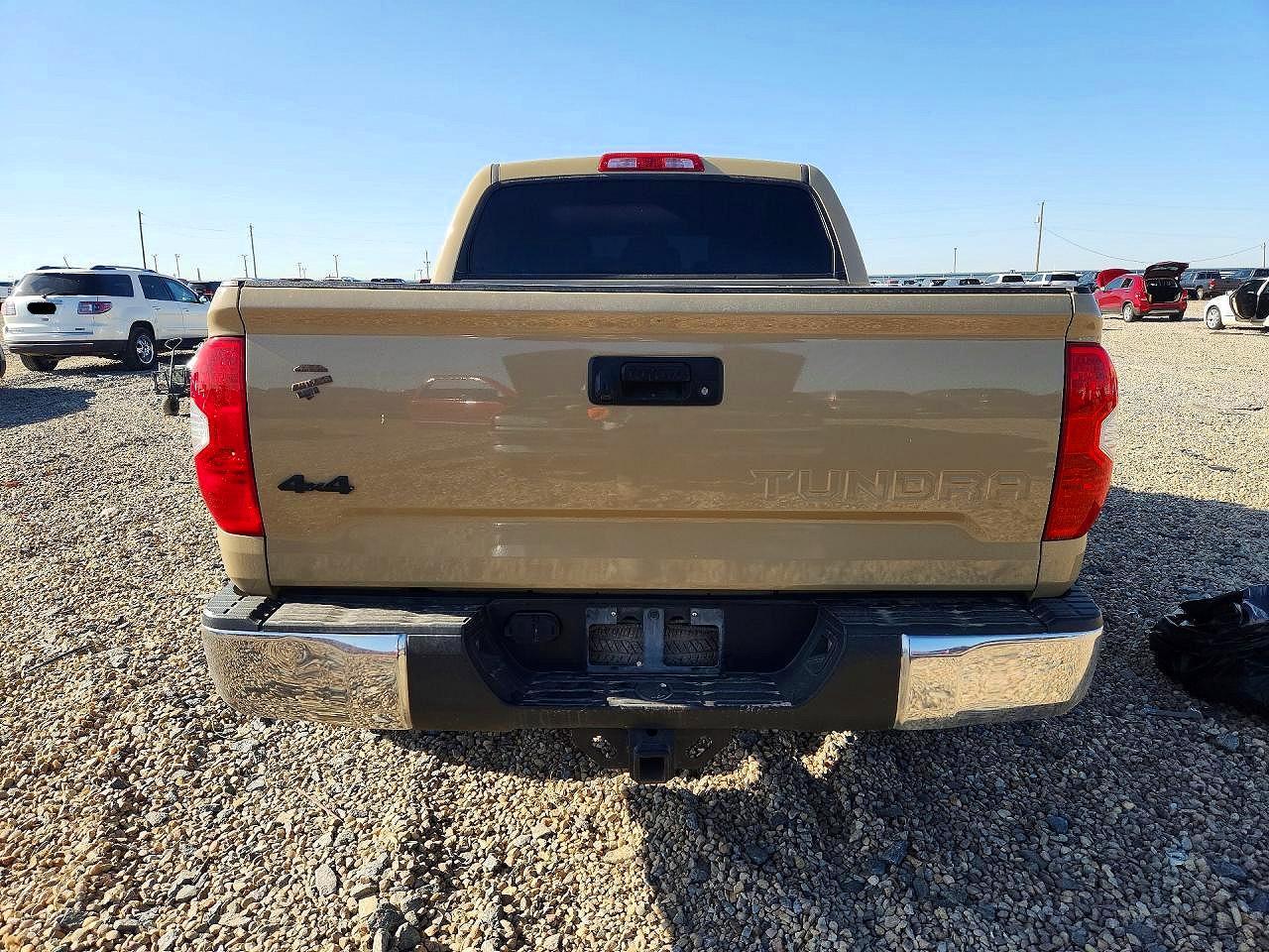 2017 Toyota Tundra Sr5 - Фото 6