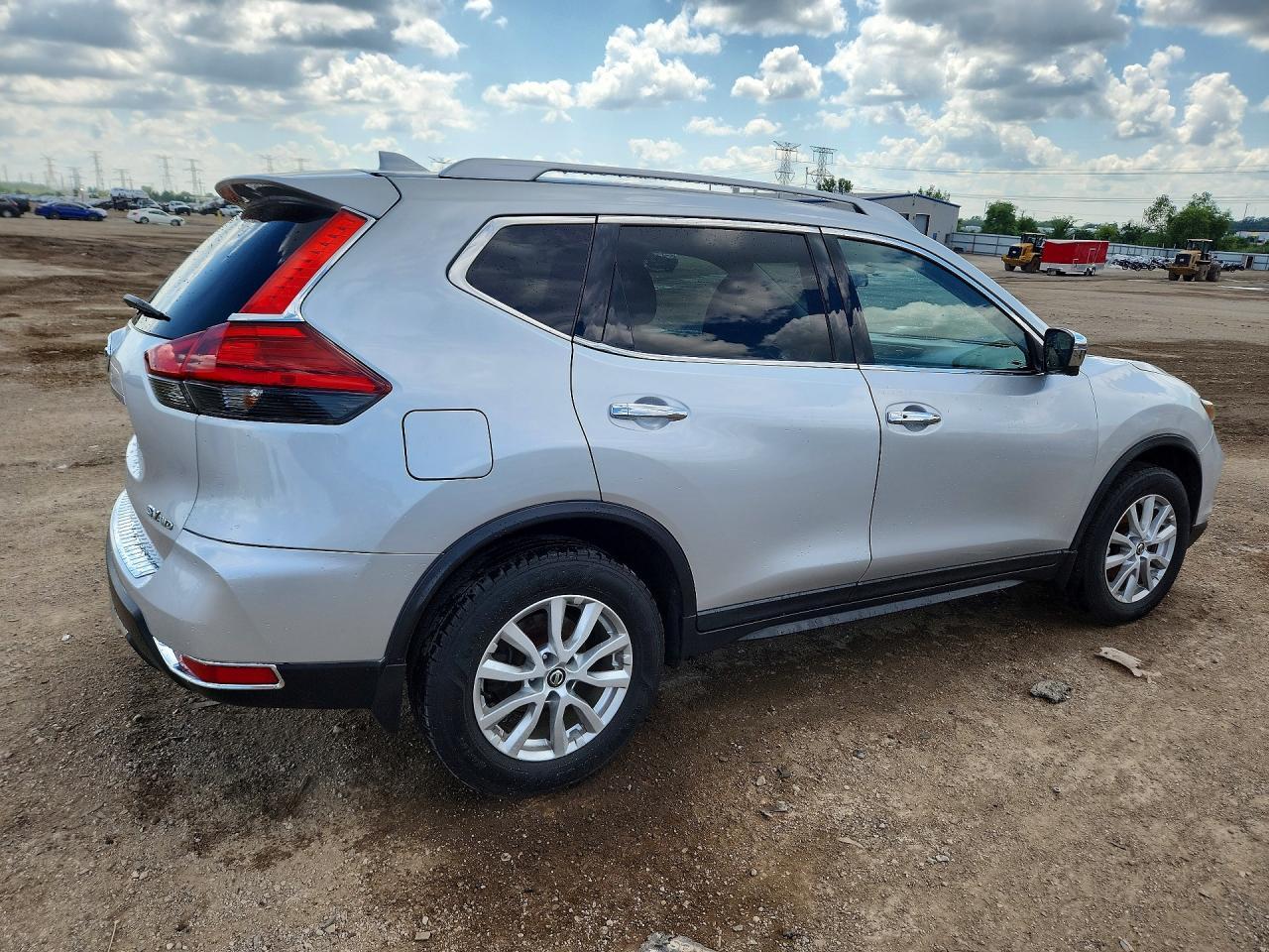 2017 Nissan Rogue Sv - Фото 3