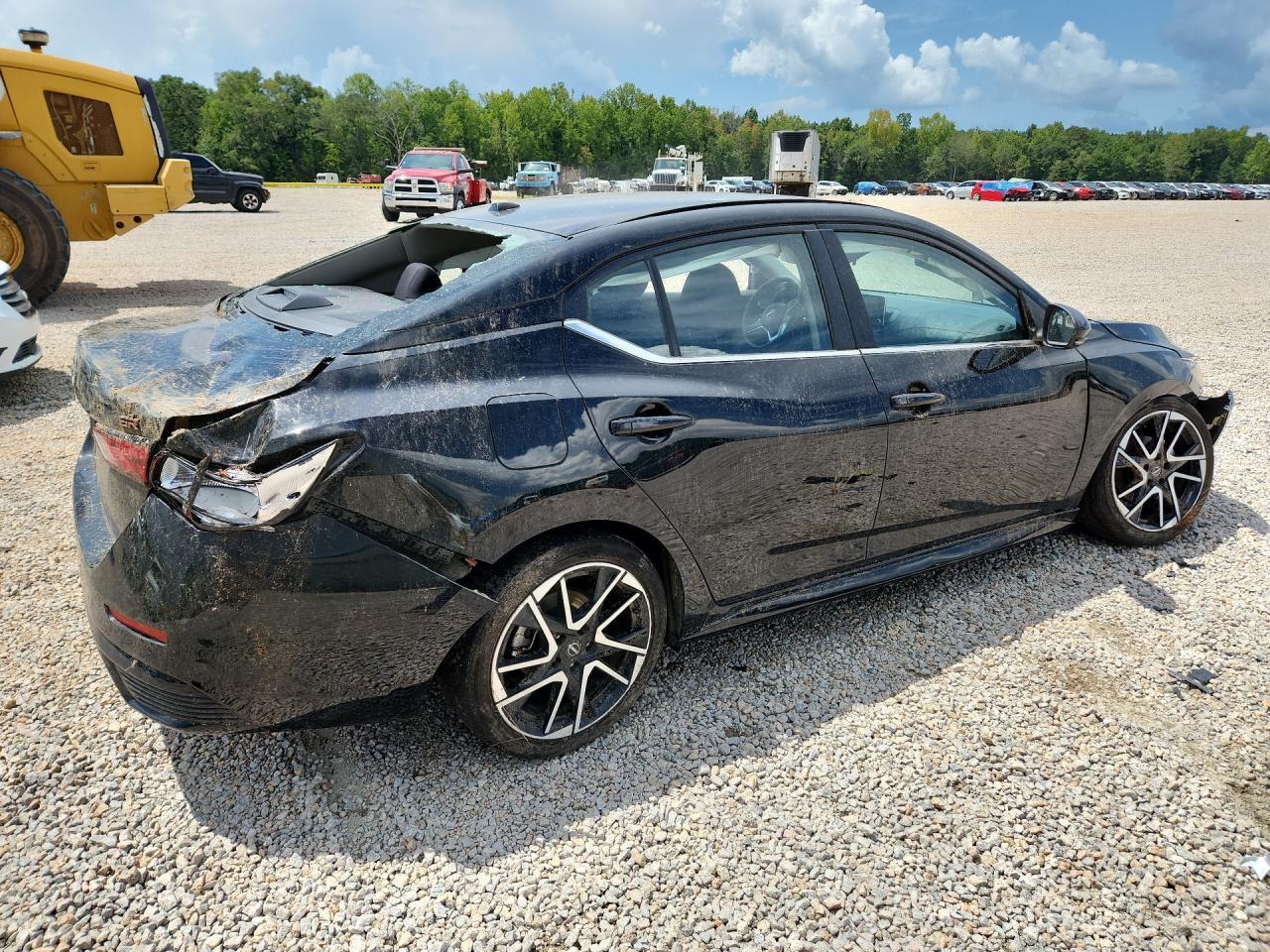 2025 Nissan Sentra Sr - Фото 3