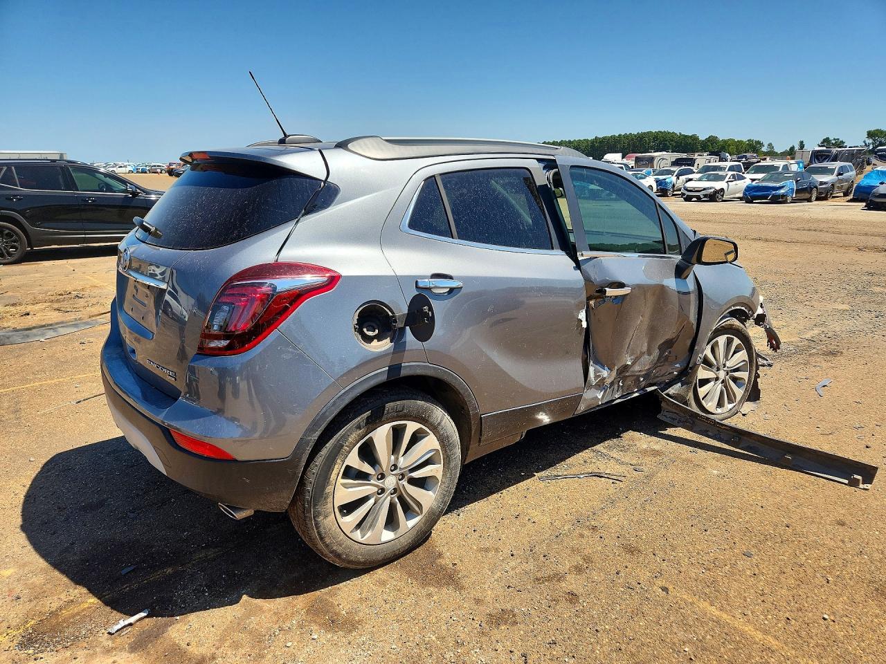 2020 Buick Encore Preferred - Image 3