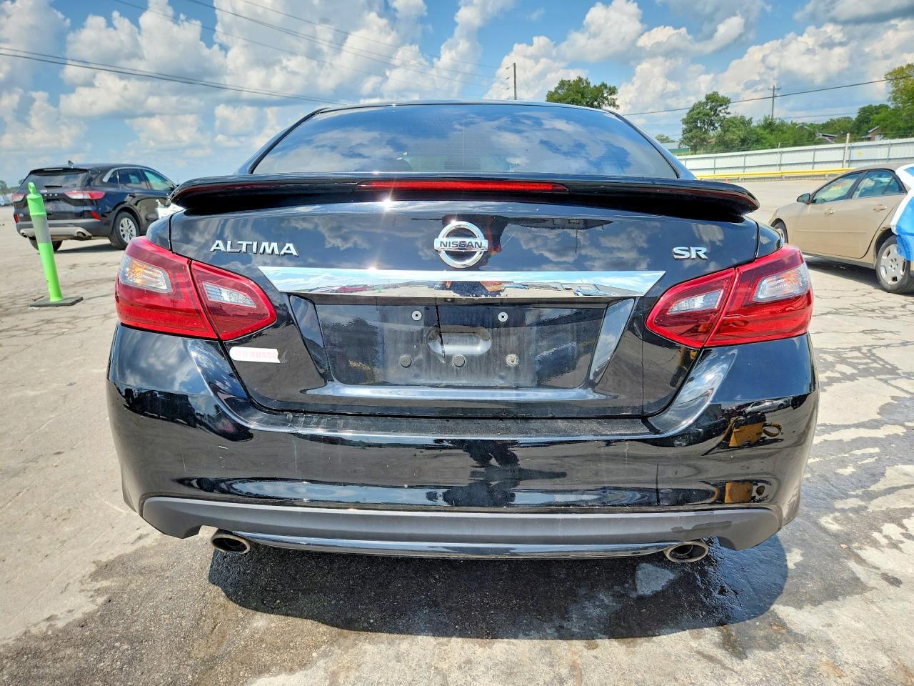 2017 Nissan Altima 2.5 Sr - Image 6