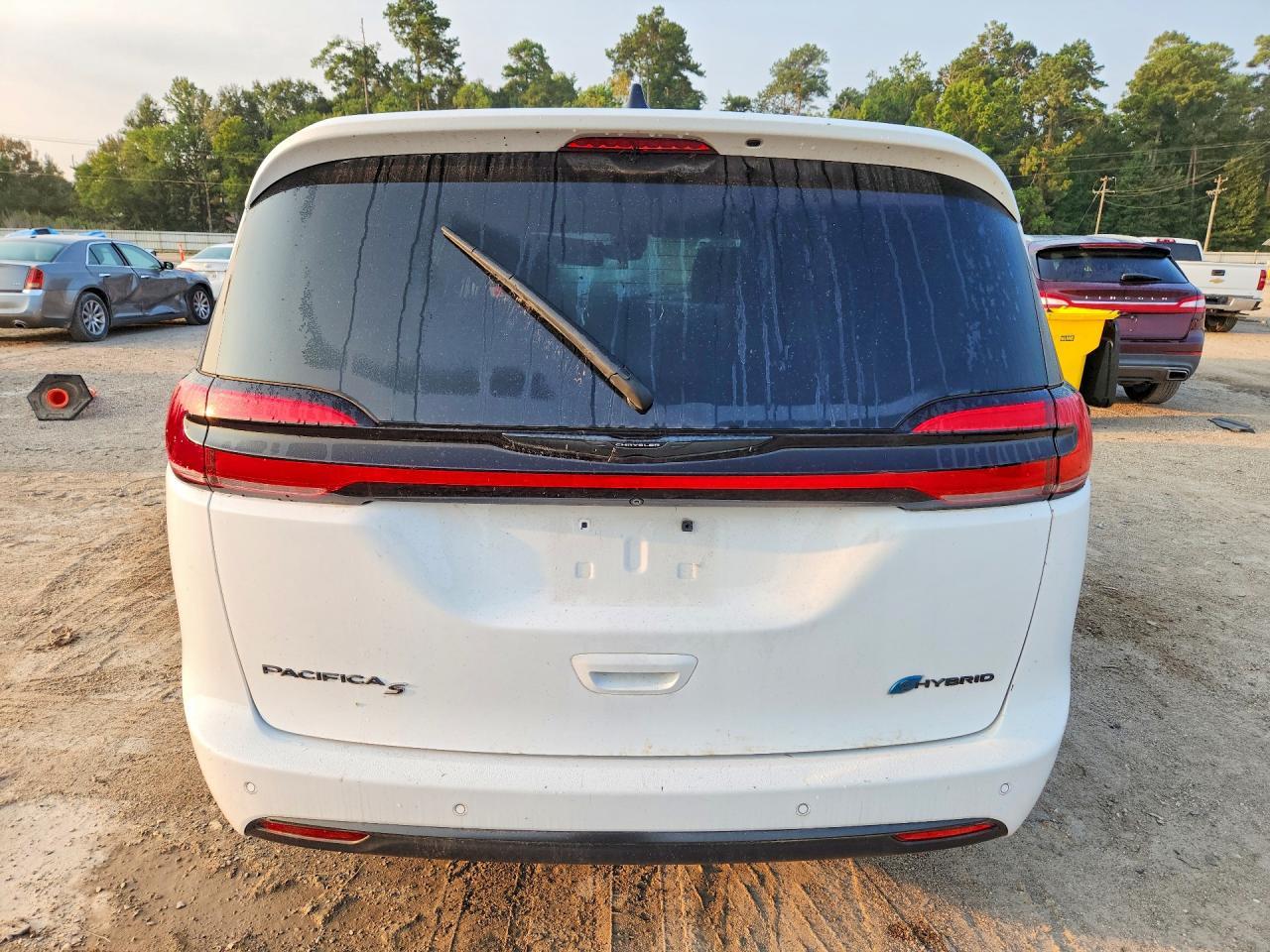 2024 Chrysler Pacifica Hybrid Select - Фото 6
