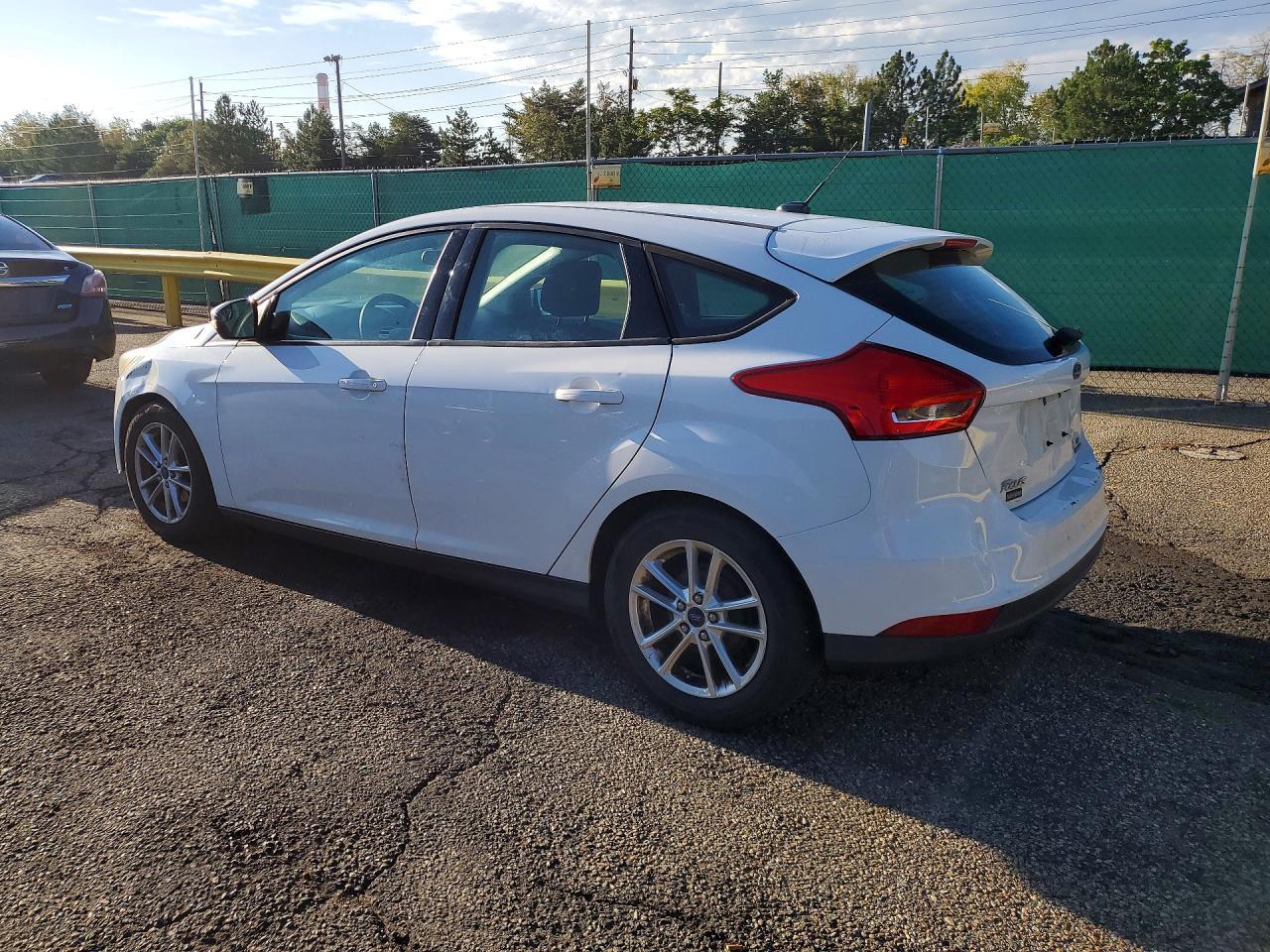 2016 Ford Focus Se - Фото 2