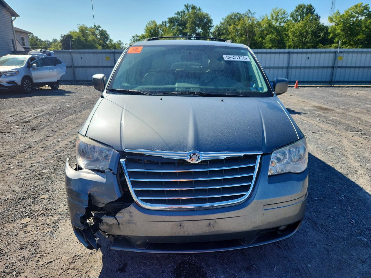 2009 Chrysler Town & Country Touring - Фото 5