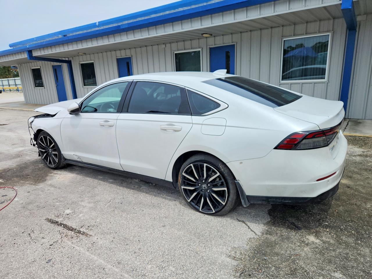 2024 Honda Accord Touring Hybrid - Image 2