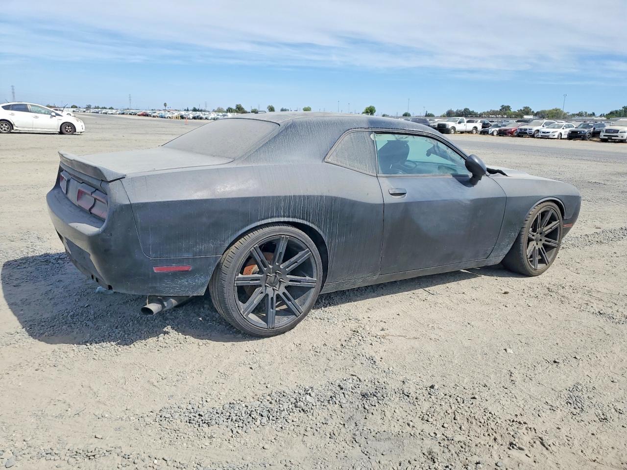 2015 Dodge Challenger Sxt - Фото 3