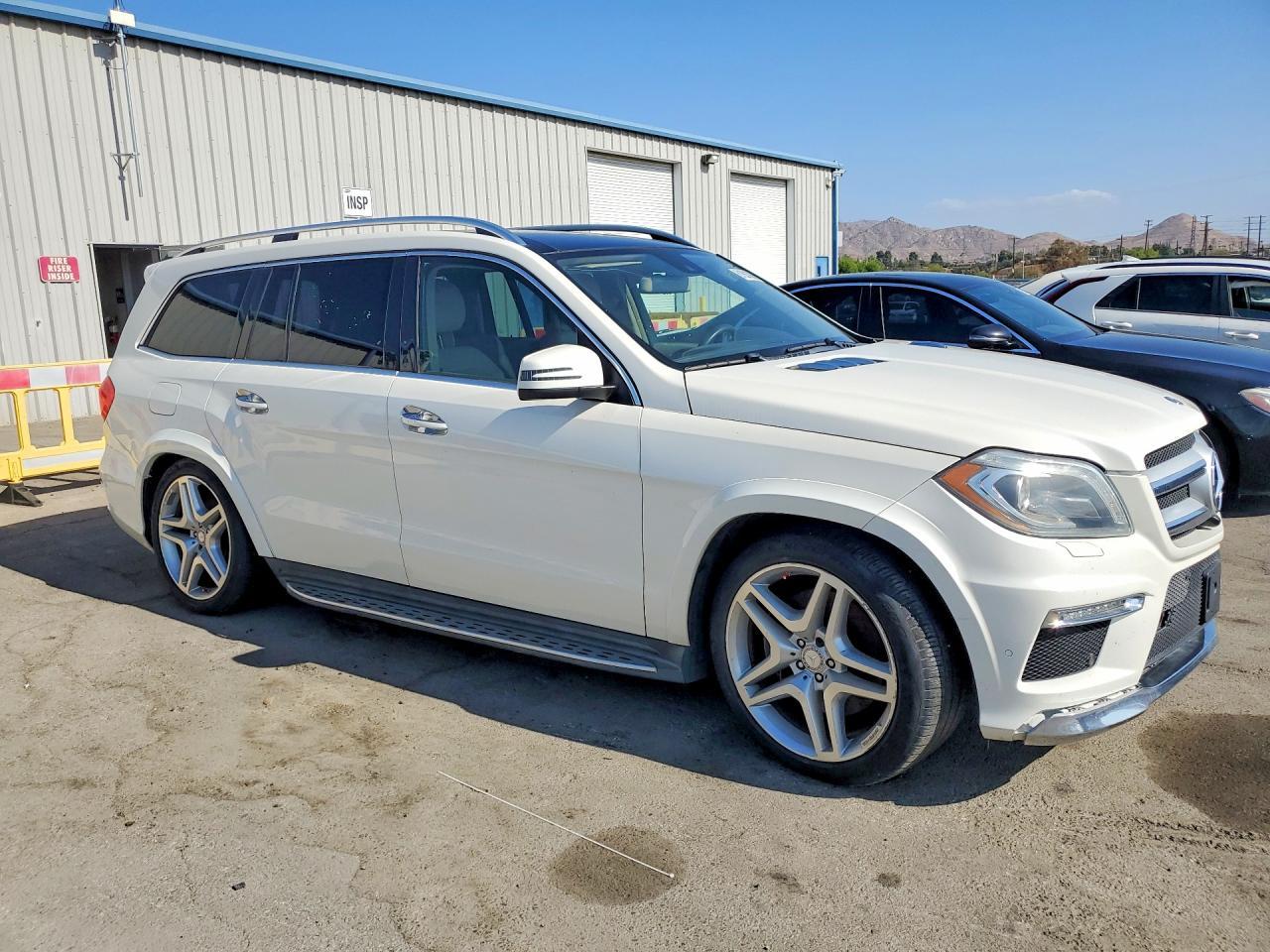 2015 Mercedes-Benz Gl 550 4Matic - Фото 4