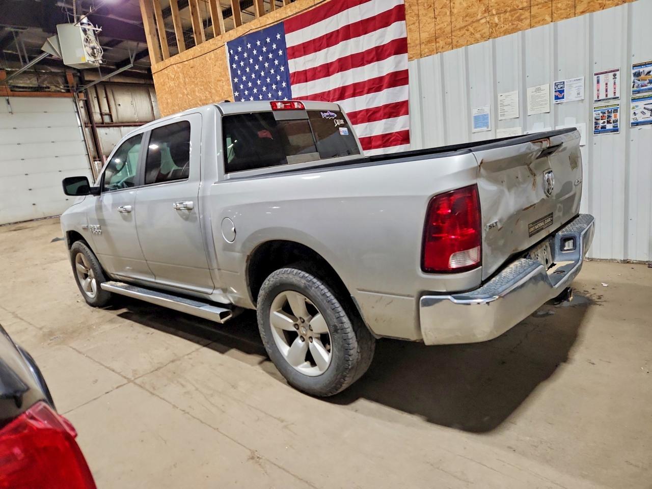 2018 Ram 1500 Slt - Image 2