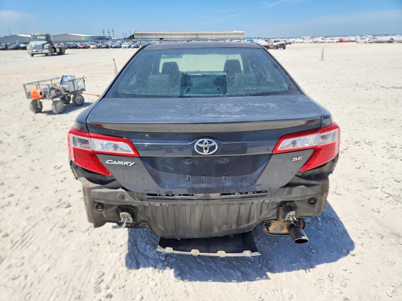 2012 Toyota Camry Se - Фото 6