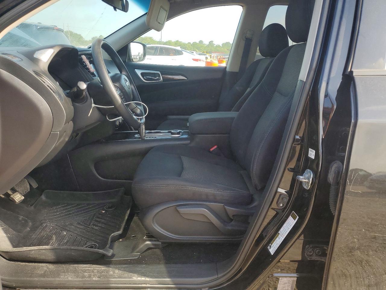 2017 Nissan Pathfinder S - Image 7