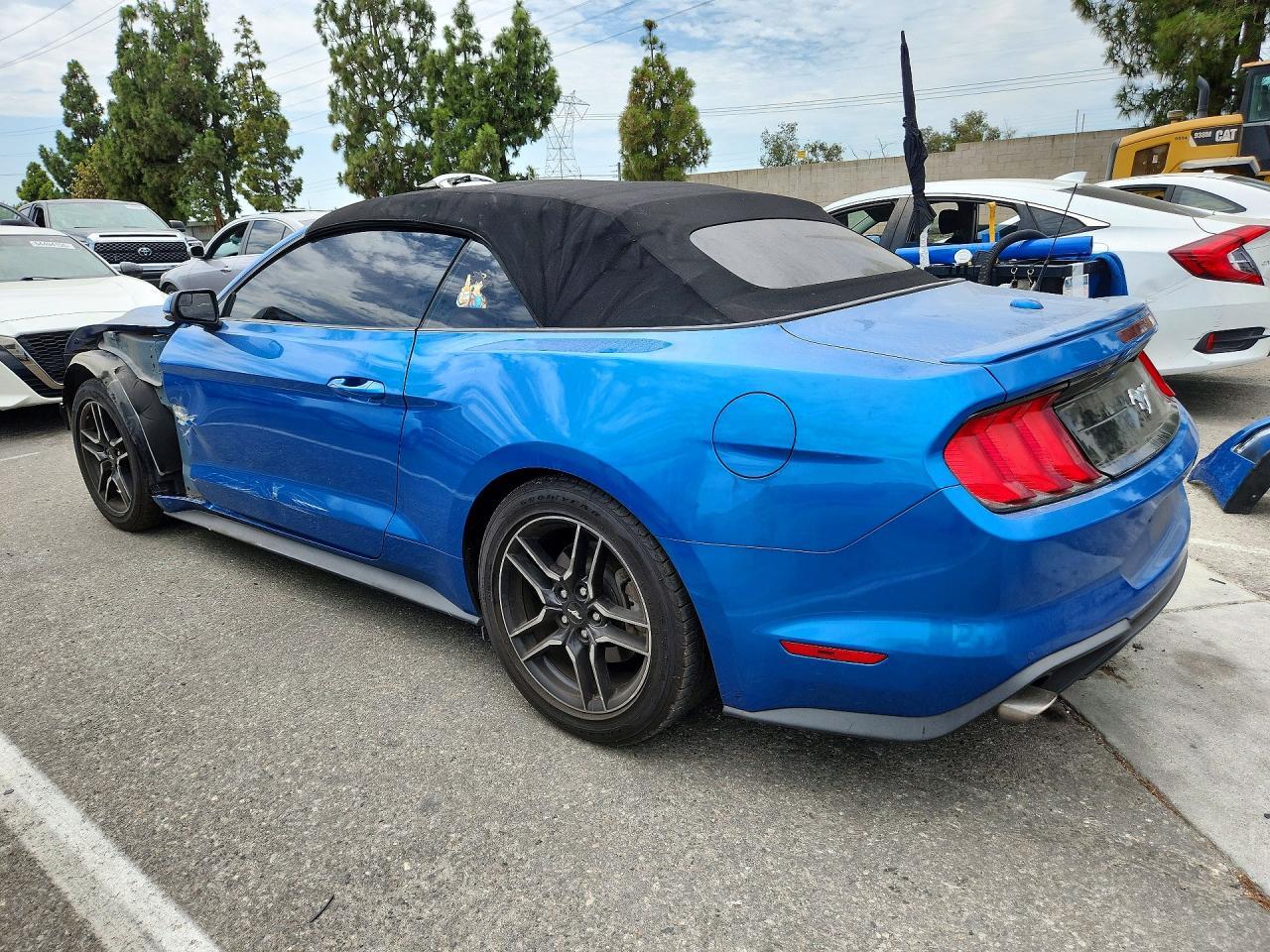 2020 Ford Mustang - Image 2