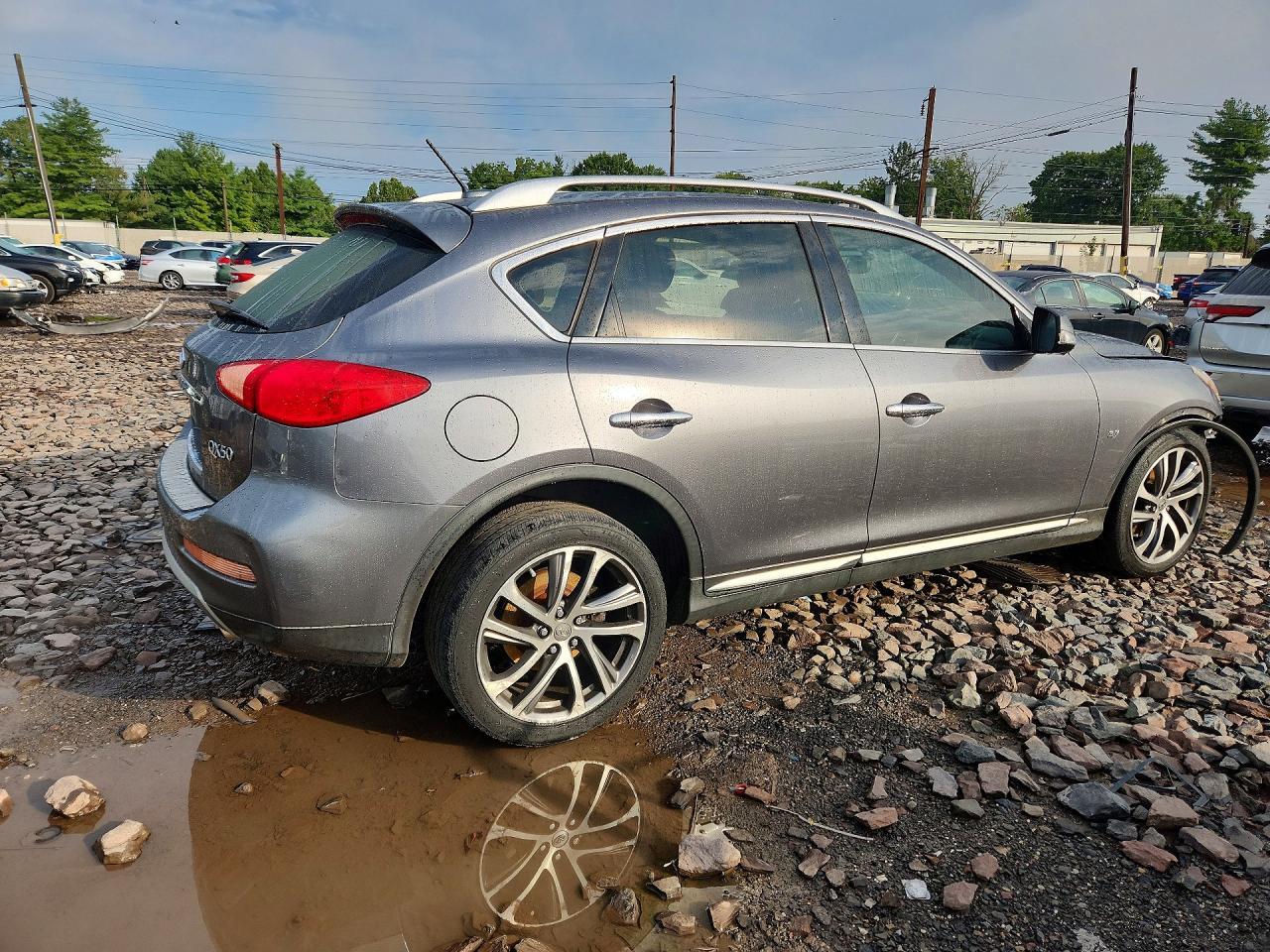 2017 Infiniti Qx50 Base - Image 3