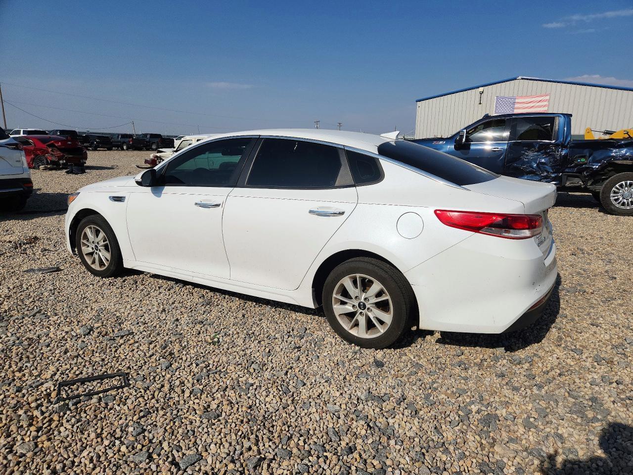 2018 Kia Optima Lx - Фото 2