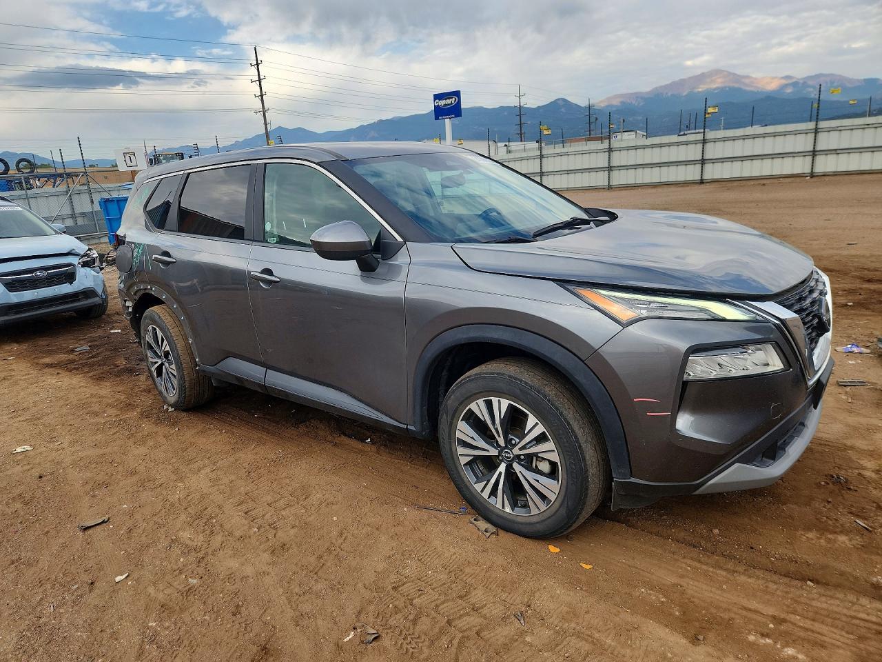 2023 Nissan Rogue Sv - Image 4