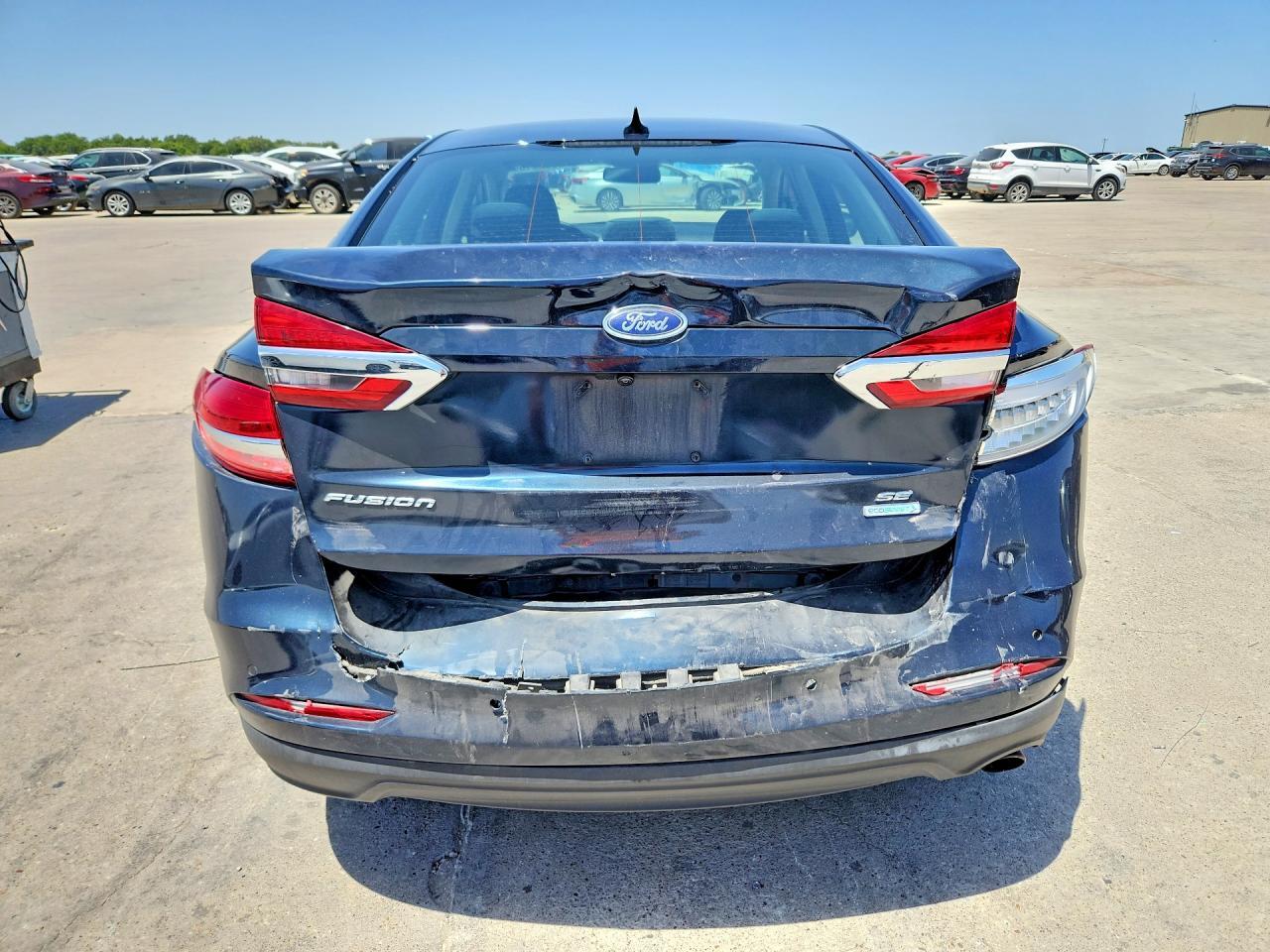 2020 Ford Fusion Se - Фото 6