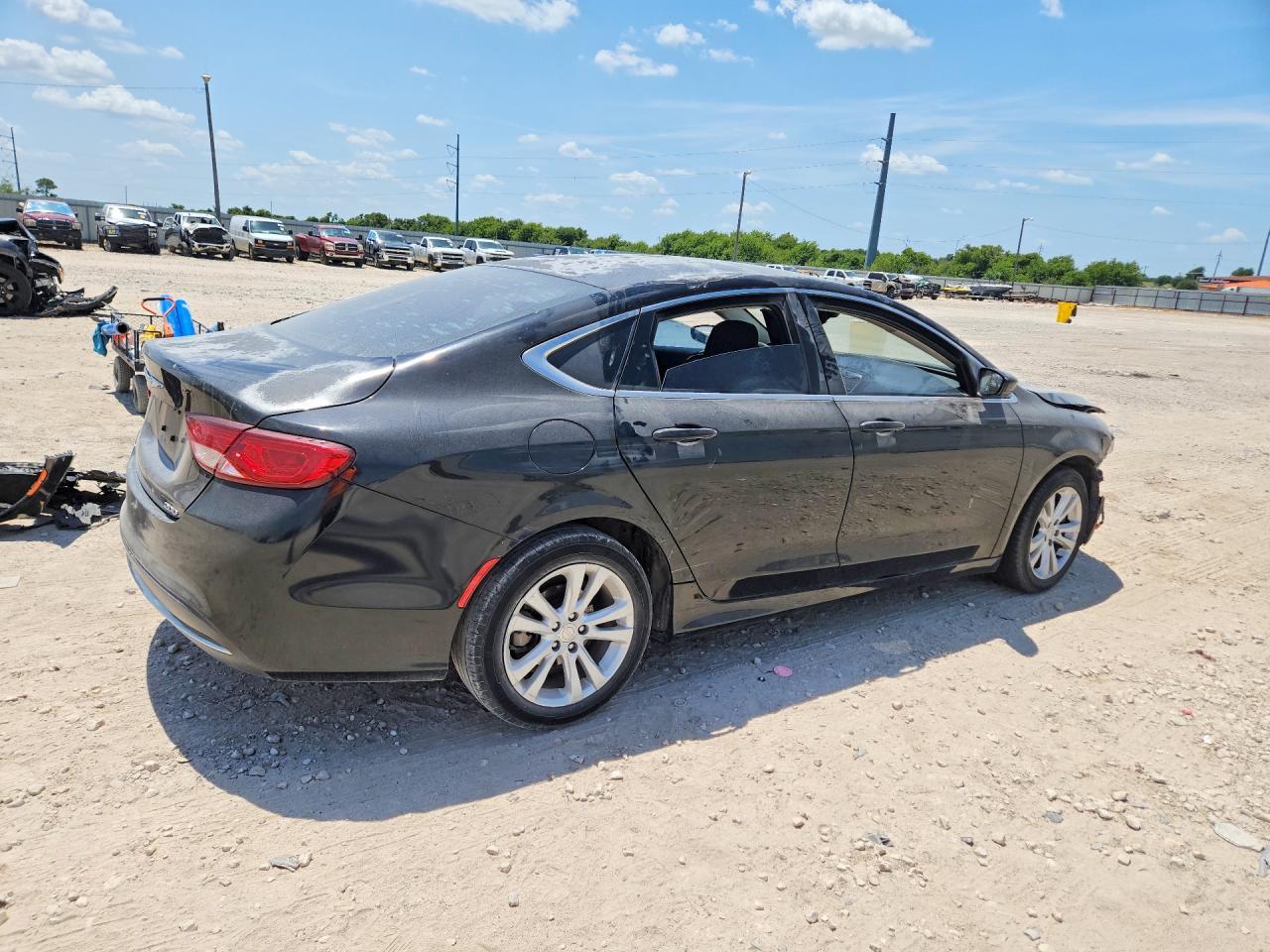 2016 Chrysler 200 Limited - Фото 3