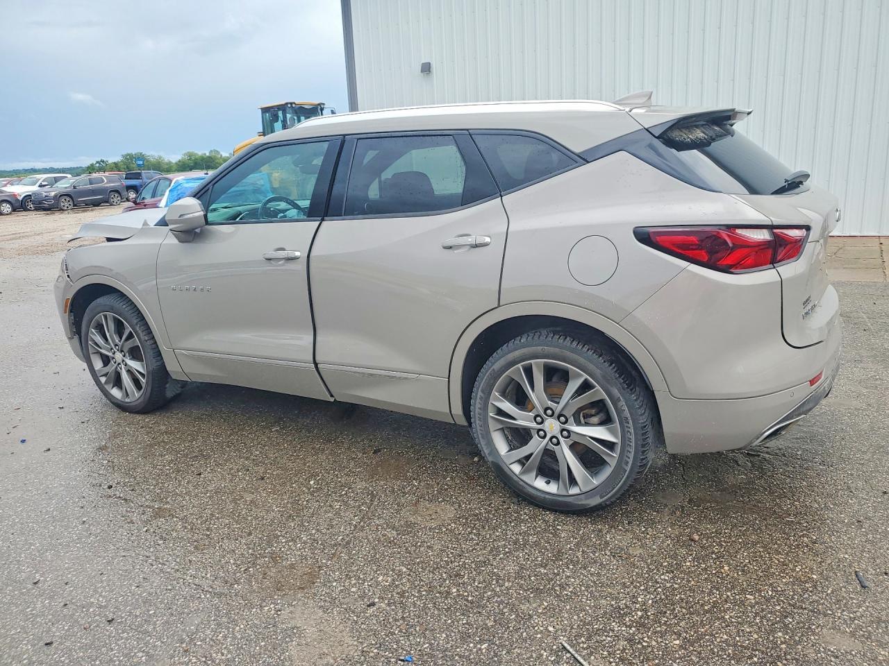 2021 Chevrolet Blazer Premier - Фото 2