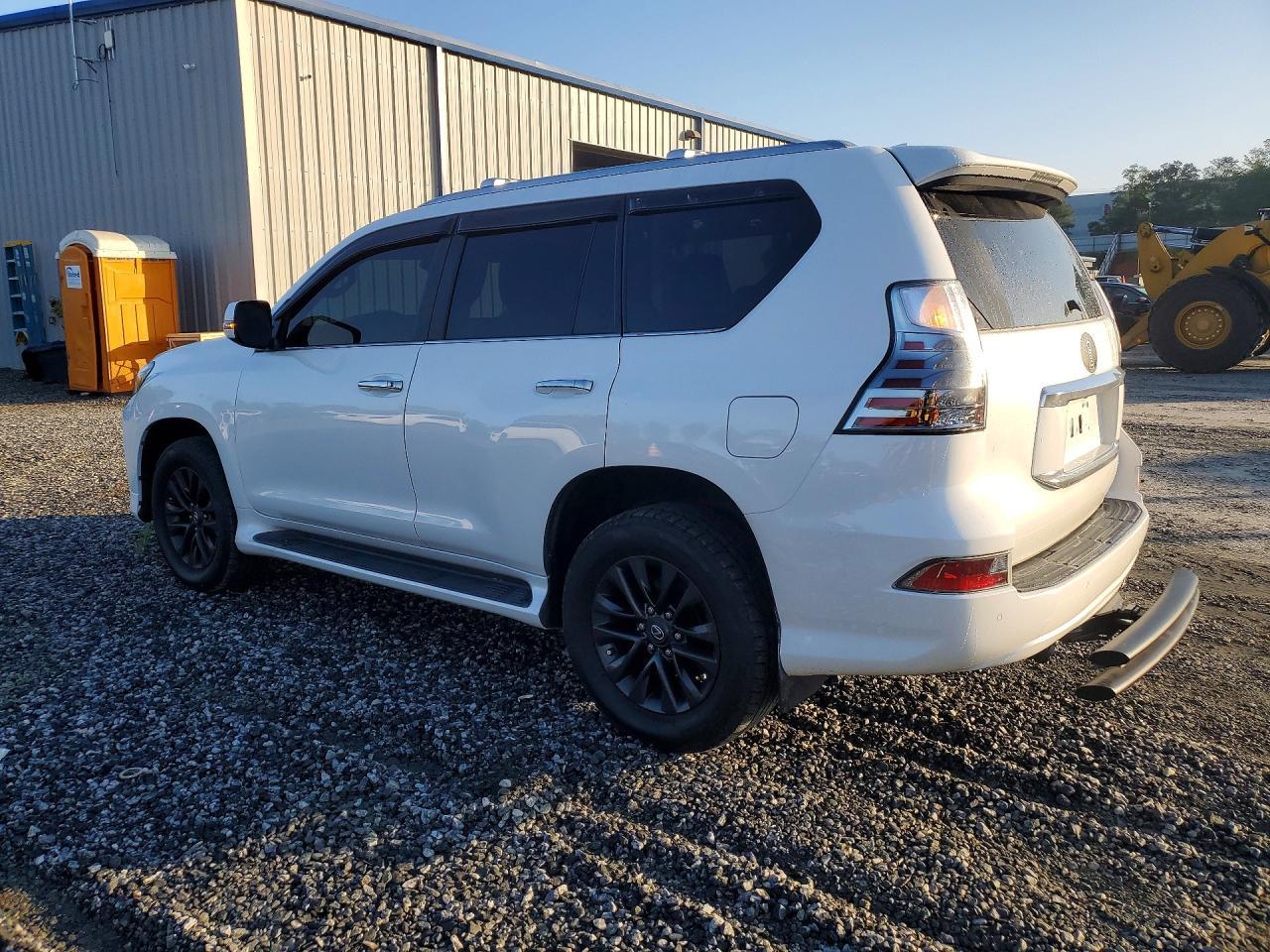 2020 Lexus Gx 460 Base - Image 2