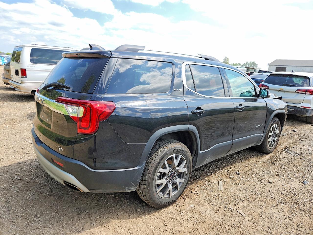 2020 GMC Acadia Sle - Фото 3