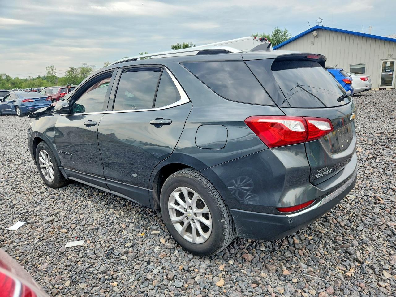 2018 Chevrolet Equinox Lt - Фото 2