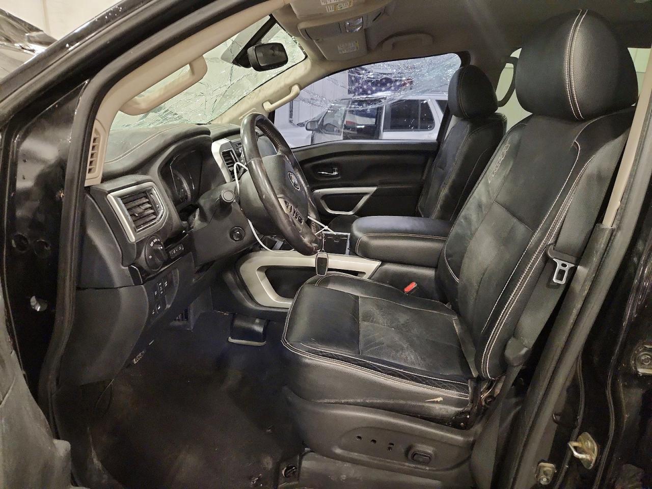 2017 Nissan Titan Xd Pro-4X - Фото 7