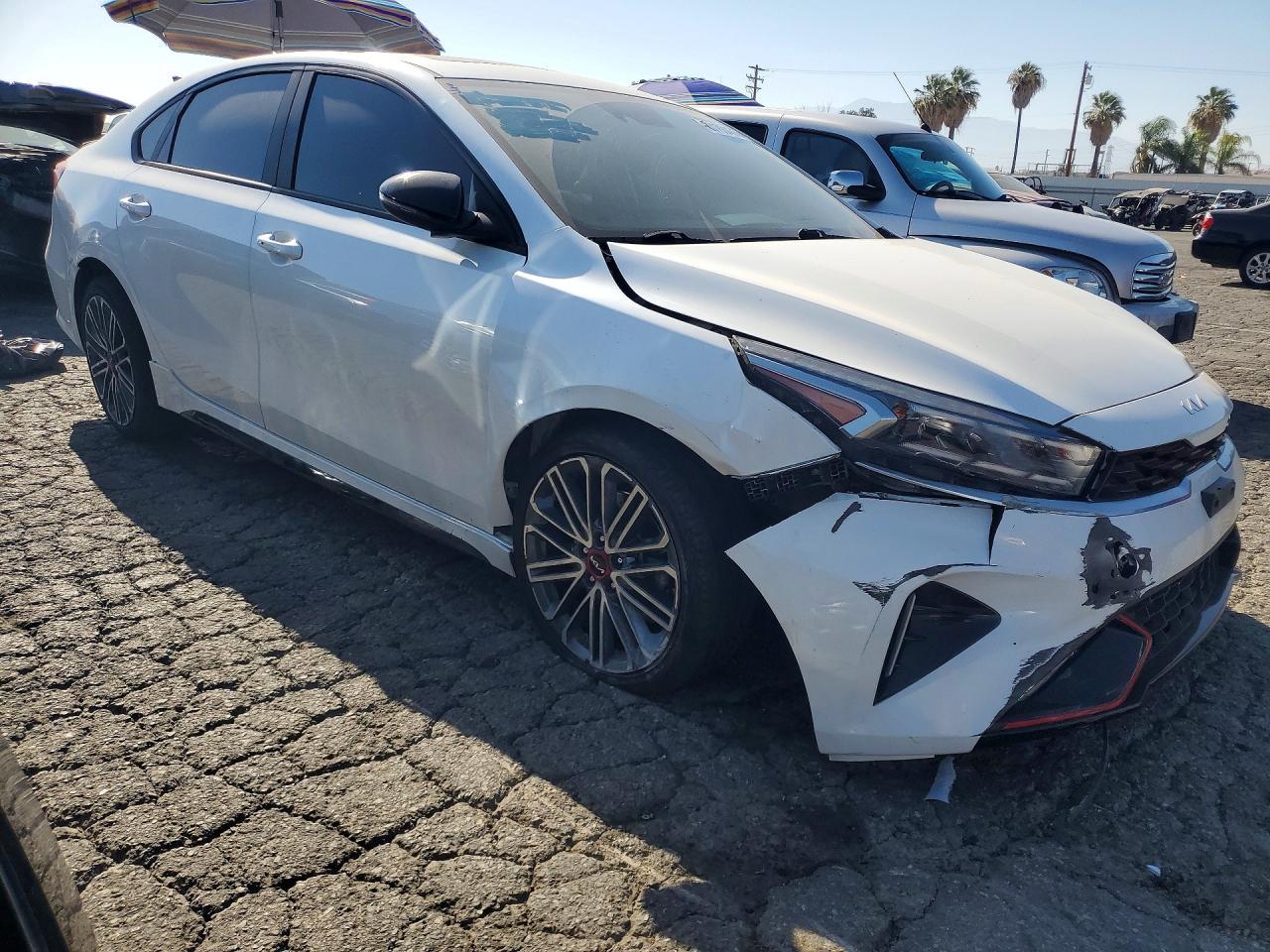 2023 Kia Forte Gt - Фото 4